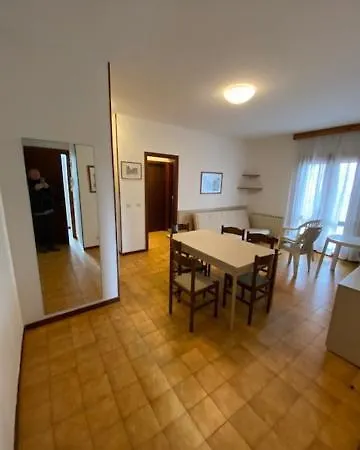 Apartamento Cond Giardino Lignano Sabbiadoro